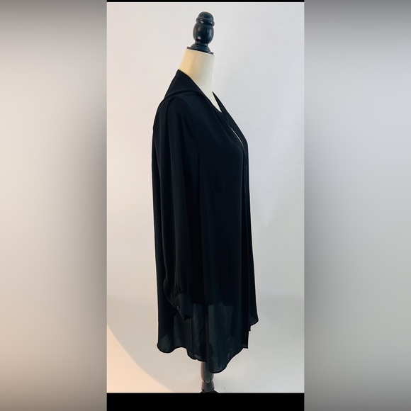 Black dress - Picture 2 of 3